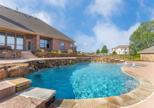 Homes for sale in Weatherford, TX | 120 Trail Rdg, Weatherford, TX 76087 | MLS# 21257398