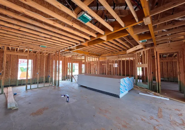 Photo 3 of Single family home for sale at 237 Jefferson Wy, Weatherford, TX 76088 | MLS# 21258461 | Listing updated on 2026-07-28