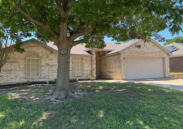 Photo 1 of Single family home for sale at 557 Marybeth Dr, Burleson, TX 76028 | MLS# 21258466 | Listing updated on 2026-08-21
