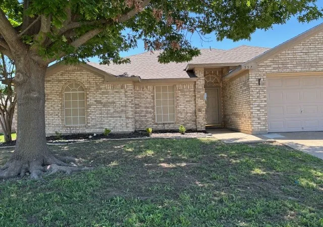 Photo 3 of Single family home for sale at 557 Marybeth Dr, Burleson, TX 76028 | MLS# 21258466 | Listing updated on 2026-08-21