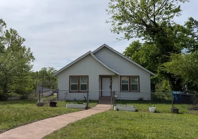 Homes for sale in Denison, TX | 1400 W Chestnut, Denison, TX 75020 | MLS# 21246532