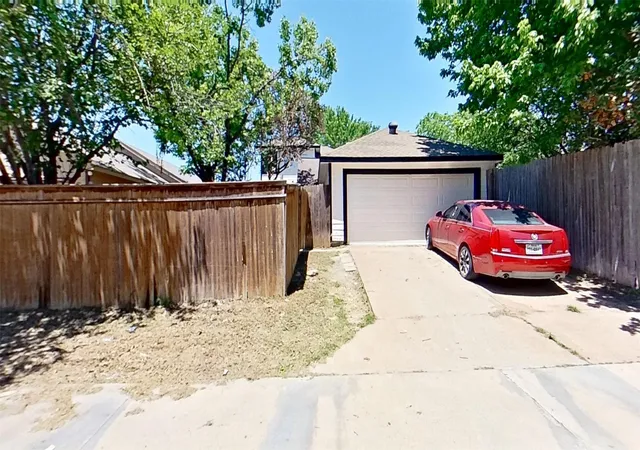 Photo 26 of Sale Pending at 4768 Veronica Cir, Fort Worth, TX 76137 | MLS# 21252990 | Listing updated on 2026-08-17