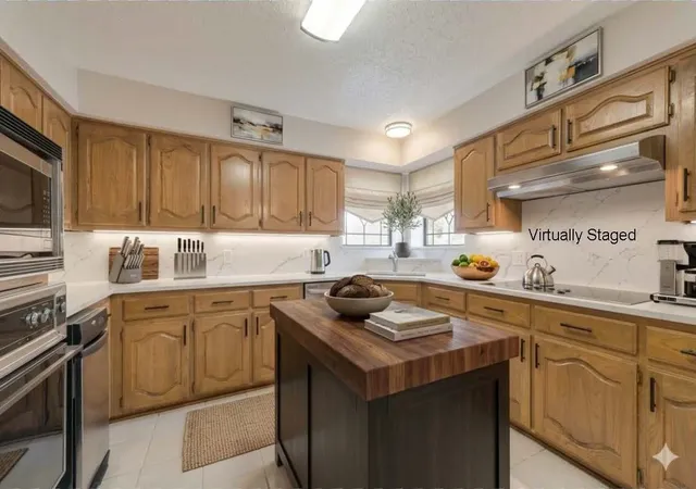 Photo 4 of Single family home for sale at 834 Rock Hill Ln, Red Oak, TX 75154 | MLS# 21255971 | Listing updated on 2026-09-30