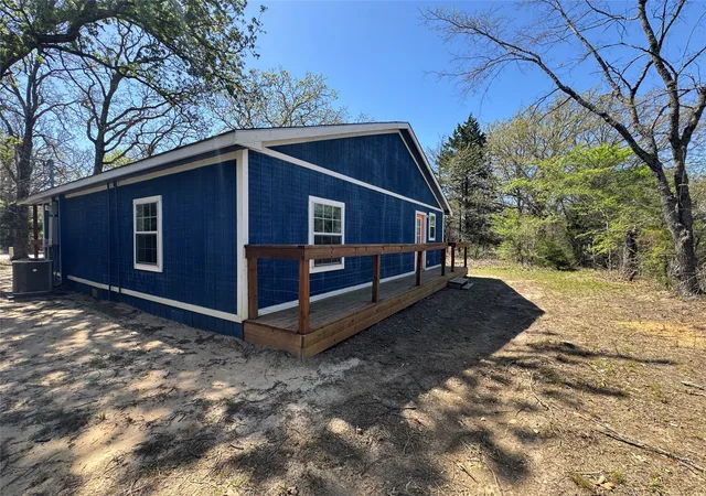 Homes for sale in Mabank, TX | 232 E Quanah Rd, Mabank, TX 75156 | MLS# 21258519