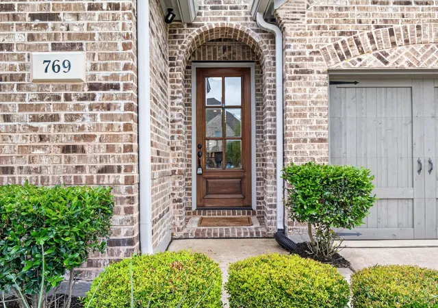 Photo 3 of Sale Pending at 769 Quarter Horse Ln, Frisco, TX 75036 | MLS# 21258686 | Listing updated on 2026-07-24