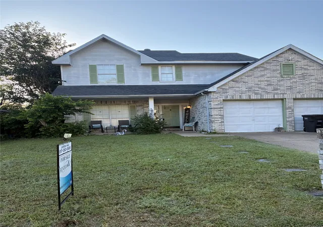 Photo 1 of Single family home for sale at 7436 Blackthorn Dr, Fort Worth, TX 76137 | MLS# 21258775 | Listing updated on 2026-07-24