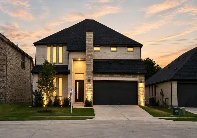 Photo 2 of Single family home for sale at 5213 Bellhurst Dr, Mc Kinney, TX 75071 | MLS# 21247758 | Listing updated on 2026-07-05