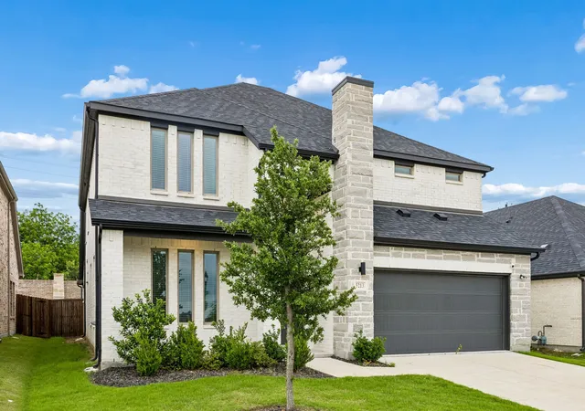 Photo 3 of Single family home for sale at 5213 Bellhurst Dr, Mc Kinney, TX 75071 | MLS# 21247758 | Listing updated on 2026-07-05