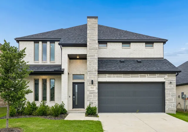 Photo 3 of Single family home for sale at 5213 Bellhurst Dr, Mc Kinney, TX 75071 | MLS# 21247758 | Listing updated on 2026-07-05
