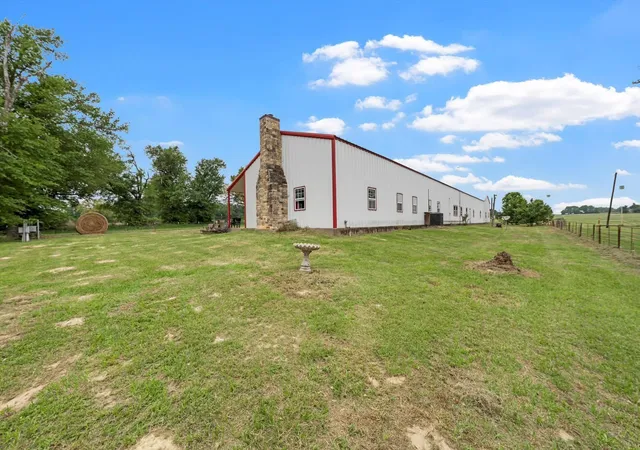 Photo 4 of Single family home for sale at 237 Lcr 711, Kosse, TX 76653 | MLS# 21255271 | Listing updated on 2026-10-01