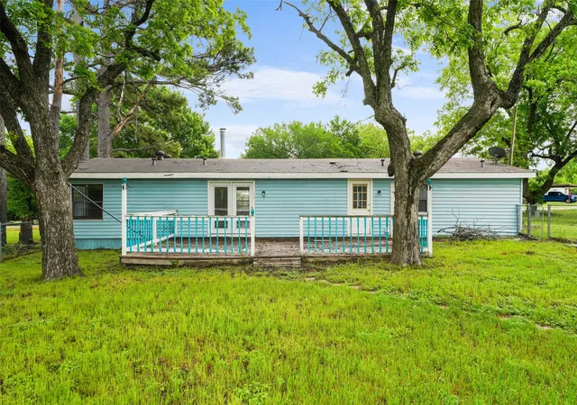 Photo 2 of Manufactured home for sale at 2300 Pecan Vly, Cleburne, TX 76031 | MLS# 21255222 | Listing updated on 2026-08-29