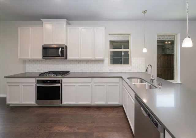 Photo 3 of Sale Pending at 1444 Lady Bird Rd, Justin, TX 76247 | MLS# 21259048 | Listing updated on 2026-08-26