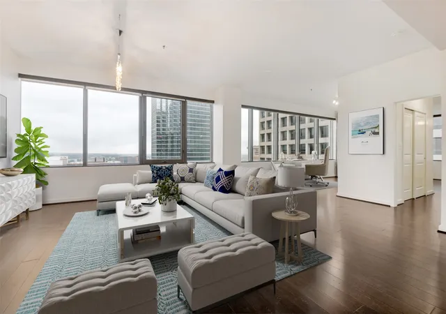 Homes for sale in Dallas, TX | 1200 Main St #1806, Dallas, TX 75202 | MLS# 21258018