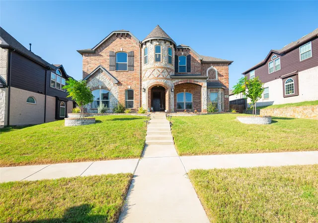 Photo 1 of Sale Pending at 4425 Avocet Cir, Garland, TX 75043 | MLS# 21258738 | Listing updated on 2026-08-20