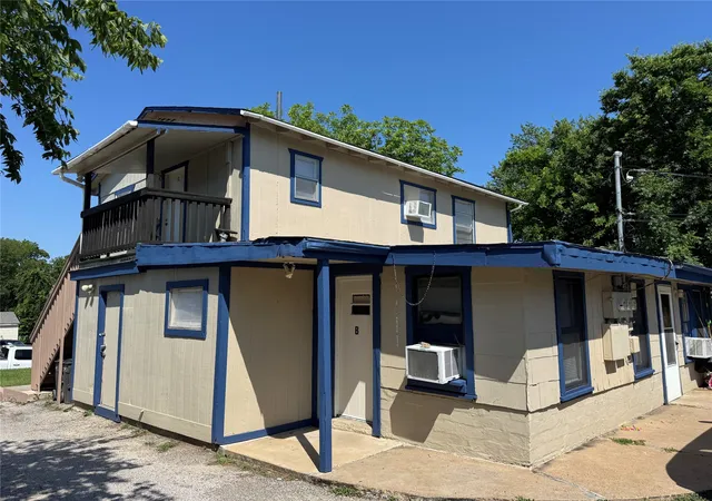 Photo 2 of Multi family home for sale at 2515 24th St, Fort Worth, TX 76106 | MLS# 21256888 | Listing updated on 2026-07-06