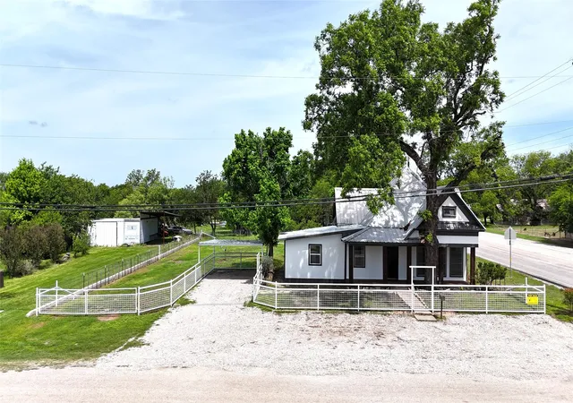 Homes for sale in Zephyr, TX | 4000 County Road 279, Zephyr, TX 76890 | MLS# 21259012
