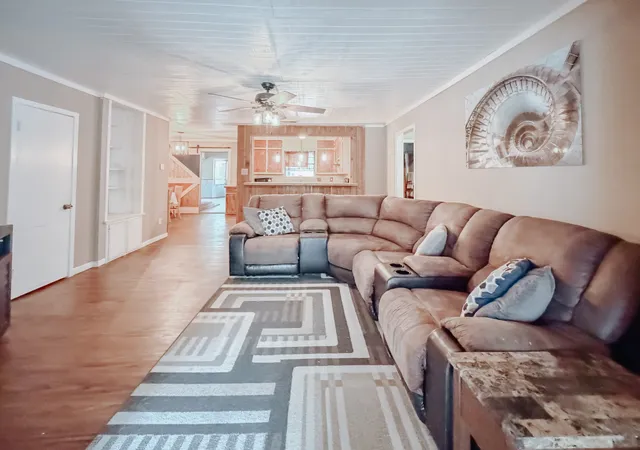 Photo 3 of Single family home for sale at 303 N 30th St, Corsicana, TX 75110 | MLS# 21259033 | Listing updated on 2026-10-02