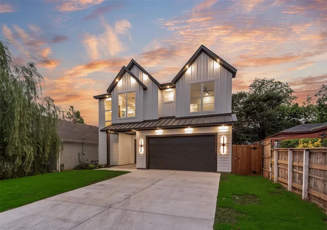 Photo 2 of Single family home for sale at 3530 Gibsondell Ave, Dallas, TX 75211 | MLS# 21259415 | Listing updated on 2026-08-20
