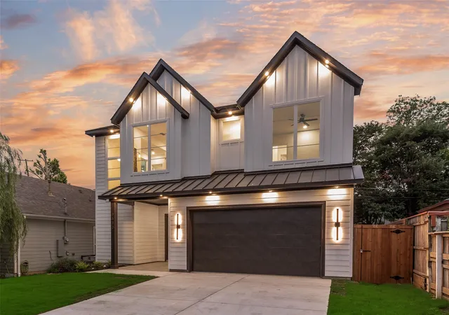 Photo 3 of Single family home for sale at 3530 Gibsondell Ave, Dallas, TX 75211 | MLS# 21259415 | Listing updated on 2026-08-20