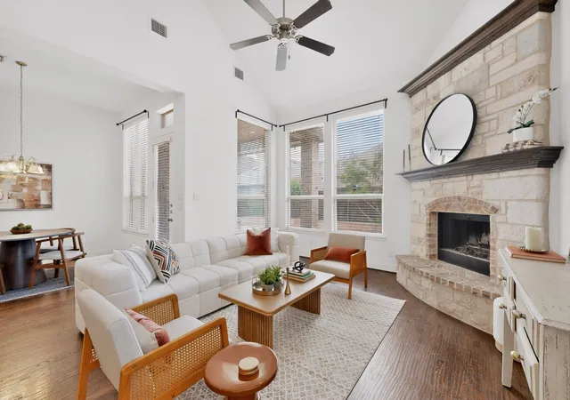 5th image of 604 Warwick Blvd, Lewisville, TX 75056 | MLS# 21246036