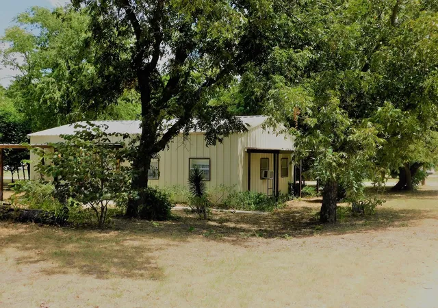 Homes for sale in Rising Star, TX | 116 S Brewster St, Rising Star, TX 76471 | MLS# 21257579