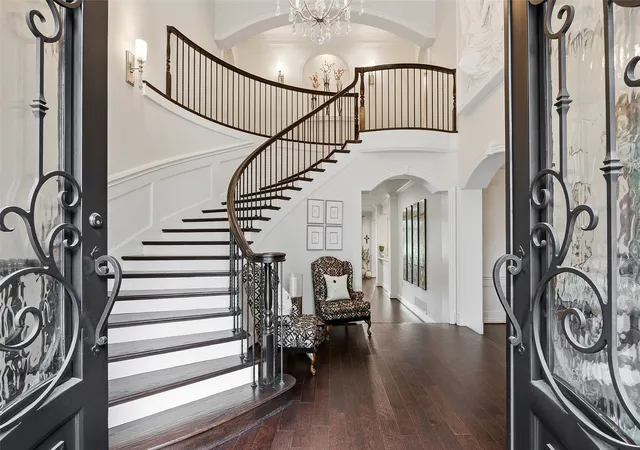 Photo 3 of Mansion for sale at 6609 Sahalee Dr, Fort Worth, TX 76132 | MLS# 21259075 | Listing updated on 2026-08-28