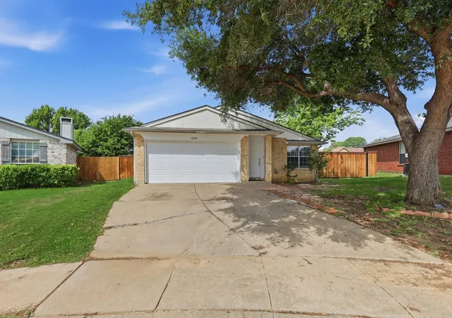 2nd image of 4208 Ocho Rios Dr, Fort Worth, TX 76137 | MLS# 21257026