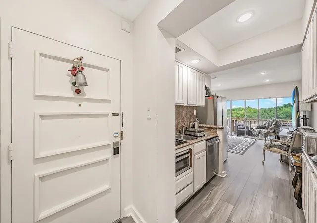 Homes for sale in Dallas, TX | 6211 W Northwest Hwy #G417, Dallas, TX 75225 | MLS# 21255075