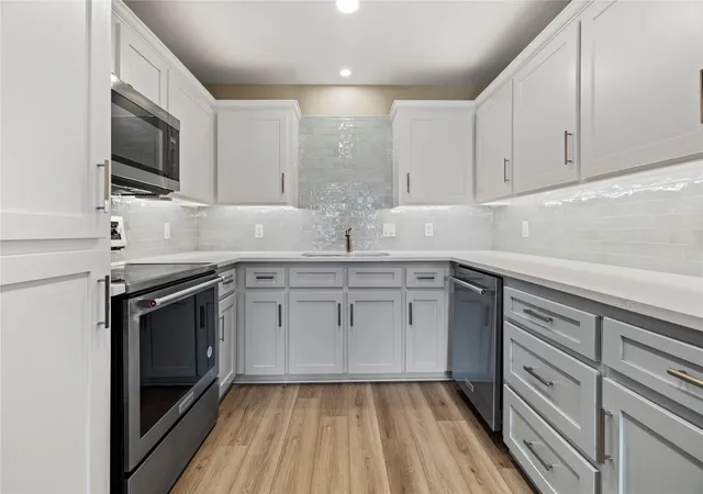 Photo 3 of Single family home for sale at 5580 County Road 3704, Athens, TX 75752 | MLS# 21259667 | Listing updated on 2026-07-14