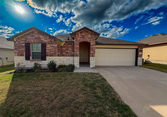 1st image of 1036 Chambray Dr, Troy, TX 76579 | MLS# 21259585