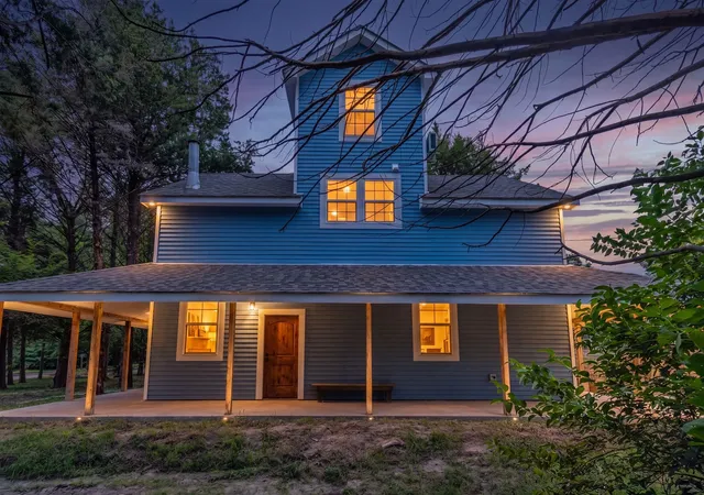Photo 2 of Single family home for sale at 291 Rs County Road 1624, Lone Oak, TX 75453 | MLS# 21258697 | Listing updated on 2026-09-04