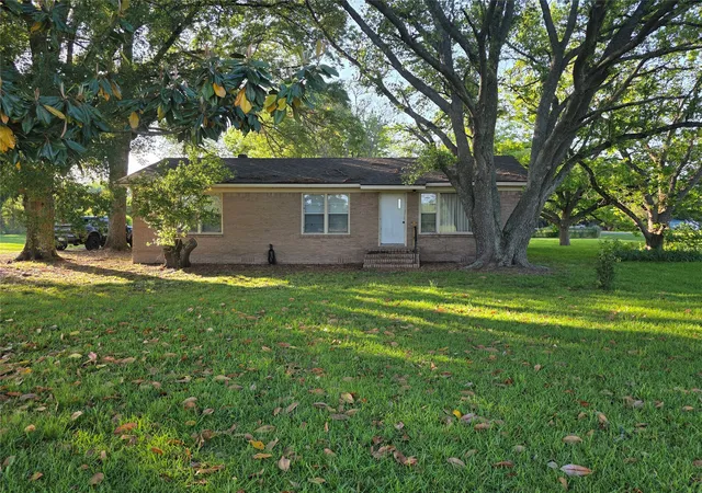 Single family home for sale at 1925 Hwy 527, Elm Grove, LA 71051 | MLS# 21259936