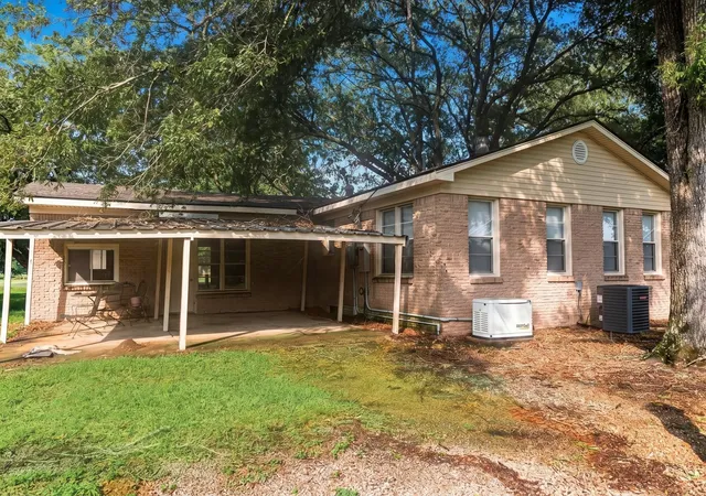 Photo 2 of Single family home for sale at 1925 Hwy 527, Elm Grove, LA 71051 | MLS# 21259936 | Listing updated on 2026-07-03