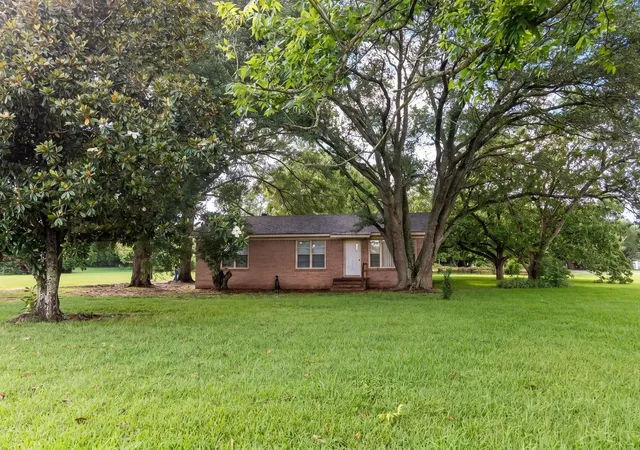 Photo 4 of Single family home for sale at 1925 Hwy 527, Elm Grove, LA 71051 | MLS# 21259936 | Listing updated on 2026-07-03