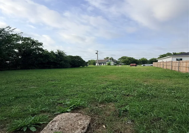 Photo 3 of Land for sale at 3932 Lee St, Greenville, TX 75401 | MLS# 21260025 | Listing updated on 2026-08-28