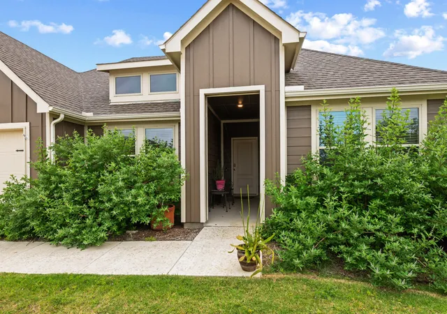 Homes for sale in Pilot Point, TX | 943 Buttercup Dr, Pilot Point, TX 76258 | MLS# 21258962