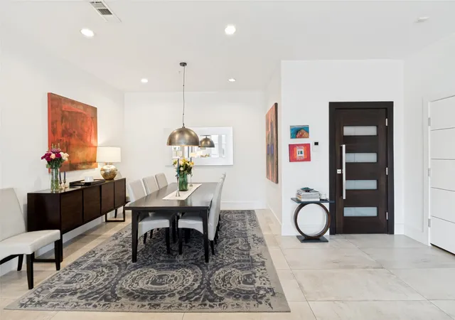Homes for sale in Dallas, TX | 2848 Woodside St #7D, Dallas, TX 75204 | MLS# 21259987