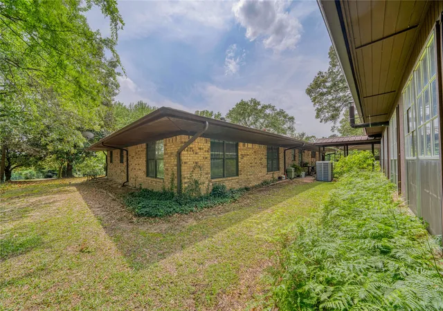 Homes for sale in Hughes Springs, TX | 2787 Fm 250 N, Hughes Springs, TX 75656 | MLS# 21260103