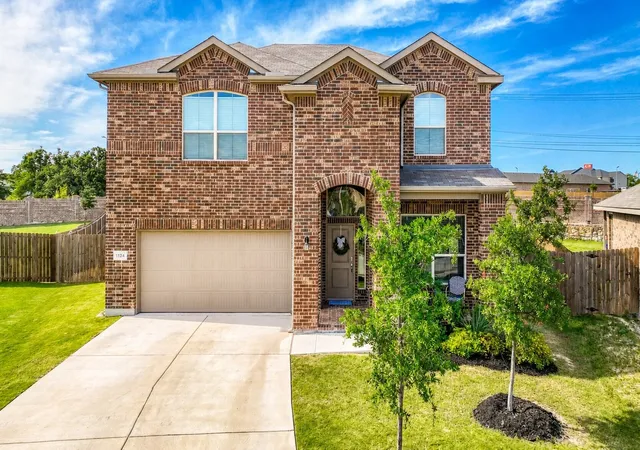 Photo 1 of Single family home for sale at 1124 Eastland Ln, Weatherford, TX 76087 | MLS# 21259913 | Listing updated on 2026-07-07
