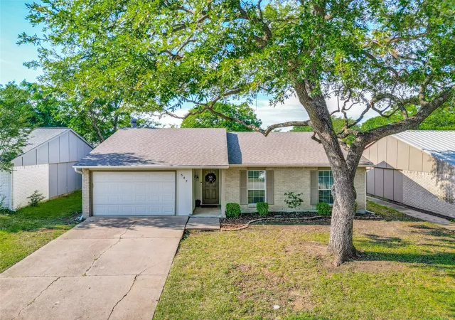 Homes for sale in Allen, TX | 547 Northridge Dr, Allen, TX 75002 | MLS# 21260161