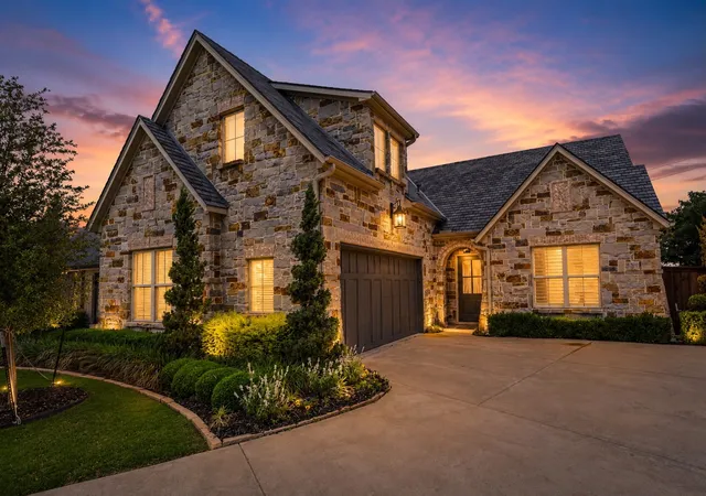 Photo 2 of Single family home for sale at 2401 Prestwick Dr, Midlothian, TX 76065 | MLS# 21260049 | Listing updated on 2026-08-28