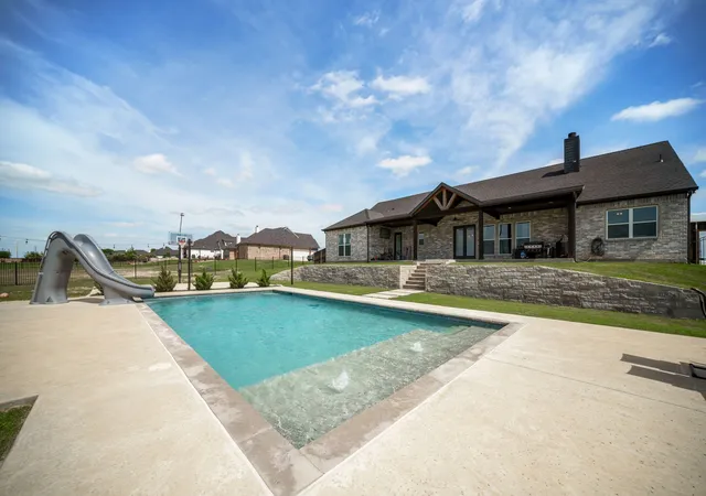 Homes for sale in Waxahachie, TX | 860 Dove Meadow Trl, Waxahachie, TX 75167 | MLS# 21260124