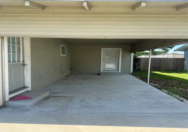 Homes for sale in Cleburne, TX | 1711 Redwood Dr, Cleburne, TX 76033 | MLS# 21259542