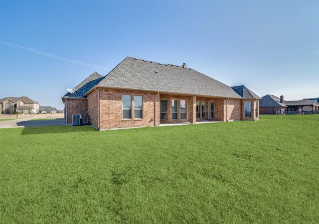 Homes for sale in Talty, TX | 10055 Dorsett Dr, Talty, TX 75126 | MLS# 21260283