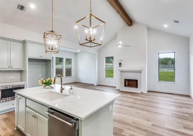 5th image of 912 Triple Crown Ct, Willow Park, TX 76087 | MLS# 21248122