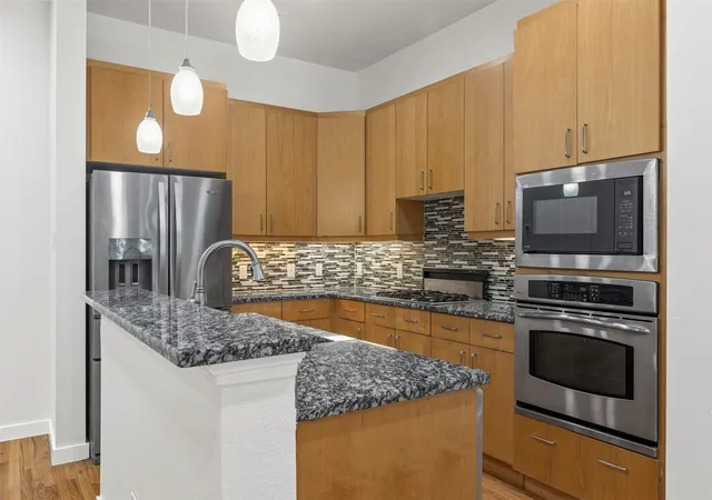 Photo 3 of Sale Pending at 1016 Liberty St #3, Dallas, TX 75204 | MLS# 21253910 | Listing updated on 2026-07-27