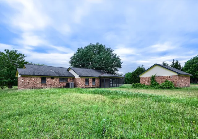 Homes for sale in Red Oak, TX | 8251 Slippery Creek Ct, Red Oak, TX 75154 | MLS# 21161131