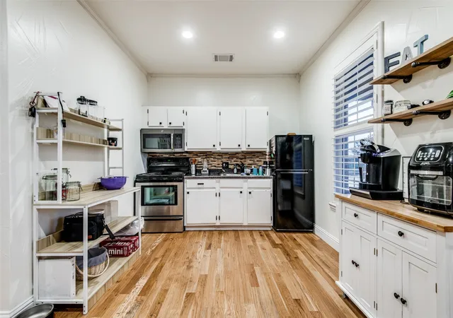Photo 4 of Single family home for sale at 12376 Saddle Club Dr, Forney, TX 75126 | MLS# 21243864 | Listing updated on 2026-09-30