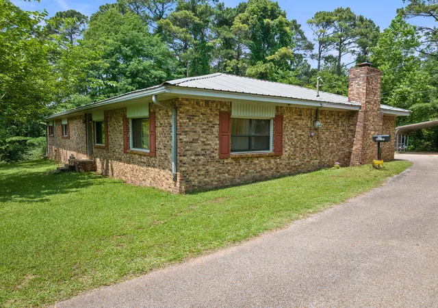 Homes for sale in Hughes Springs, TX | 604 Kasling St, Hughes Springs, TX 75656 | MLS# 21260722
