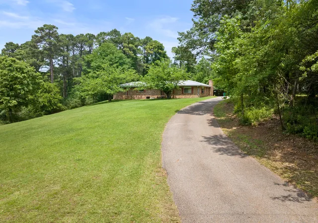 Homes for sale in Hughes Springs, TX | 604 Kasling St, Hughes Springs, TX 75656 | MLS# 21260722